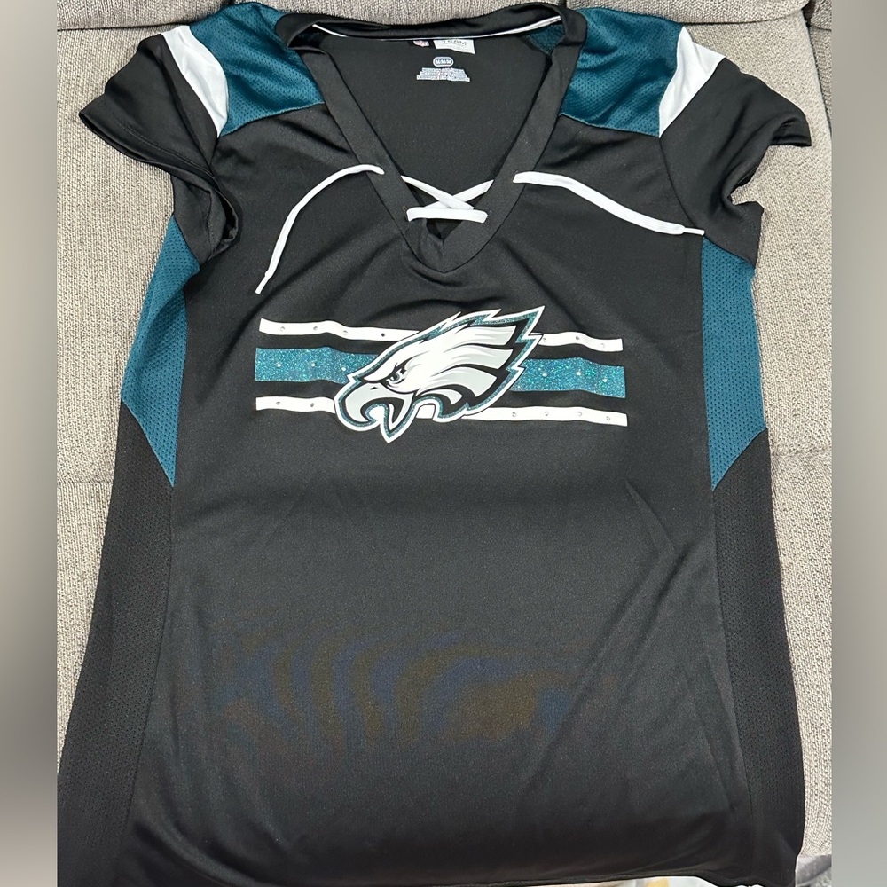 Philadelphia eagles women’s t-shirt